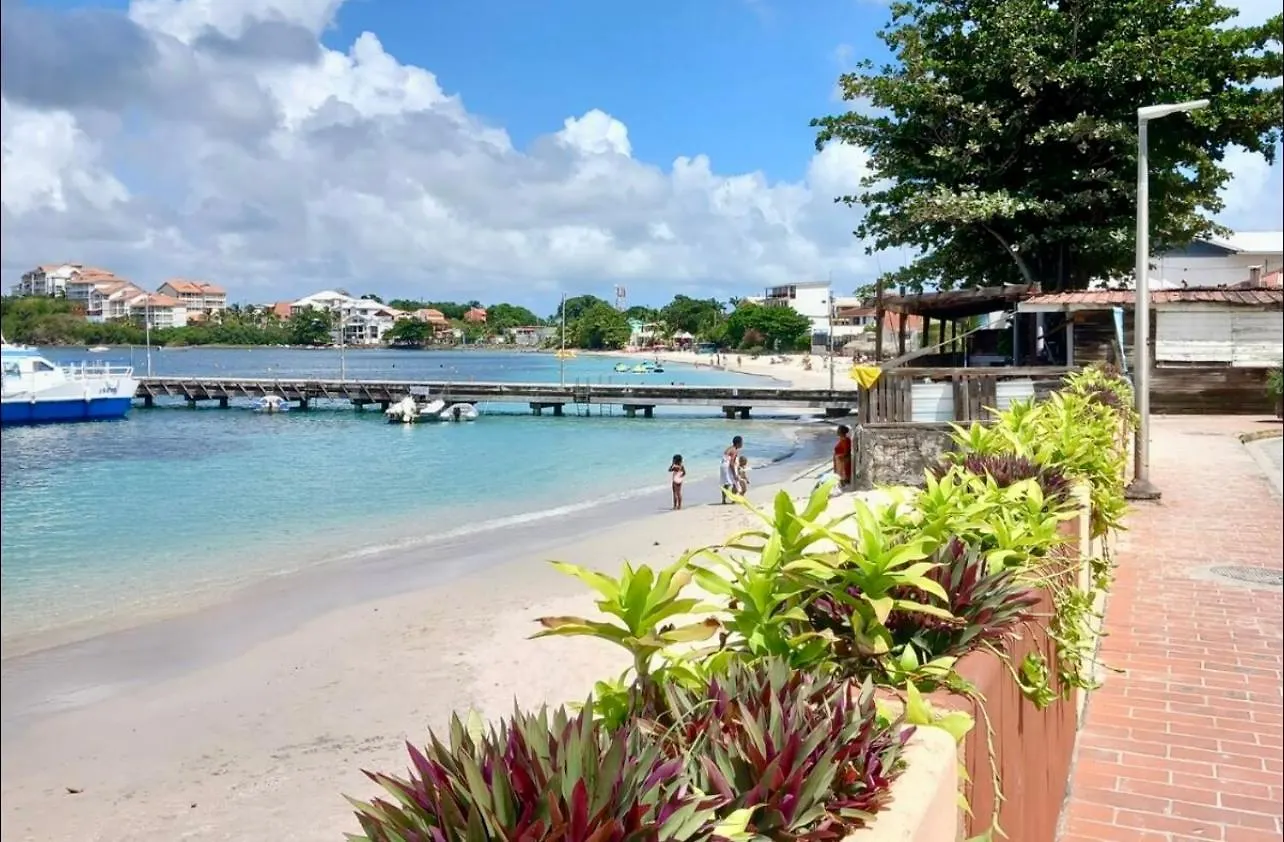 Les Trois Ilets Studio Face A La Mer Avec Balcon 0*, Les Trois-Ilets Martinique